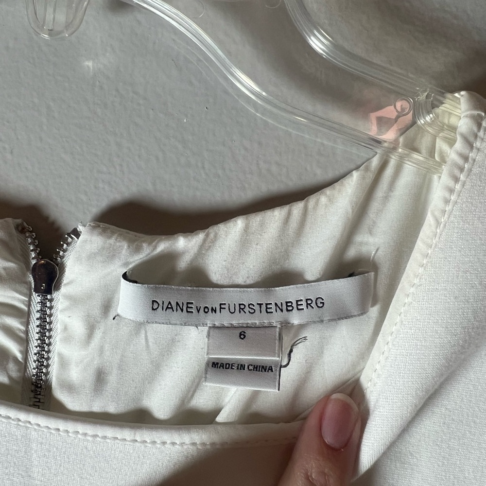 Diane Von Furstenberg Carpreena White Sheath Mini Dress Quiet Luxury Office Sz 6 - Picture 5 of 7